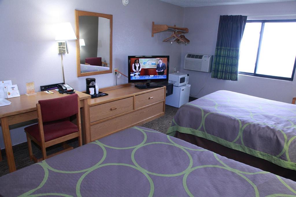 Super 8 By Wyndham Jamestown Cameră foto